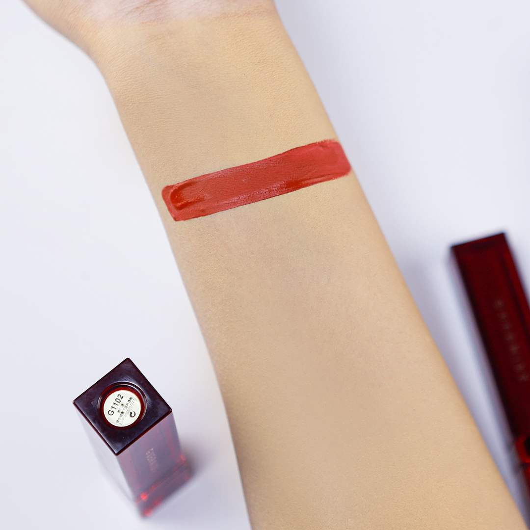 Guerniss Locked Color Velvet Long Lasting Lipstick