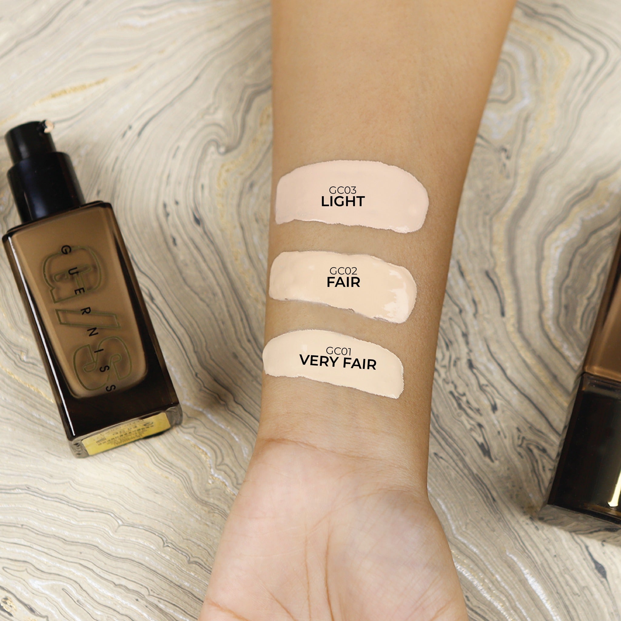 Guerniss Black Truffle Luxury Golden Beauty Foundation (G/S)