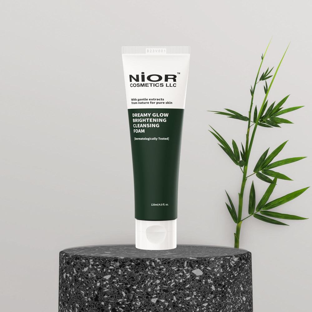 NIOR Dreamy Glow Brightening Cleansing Foam