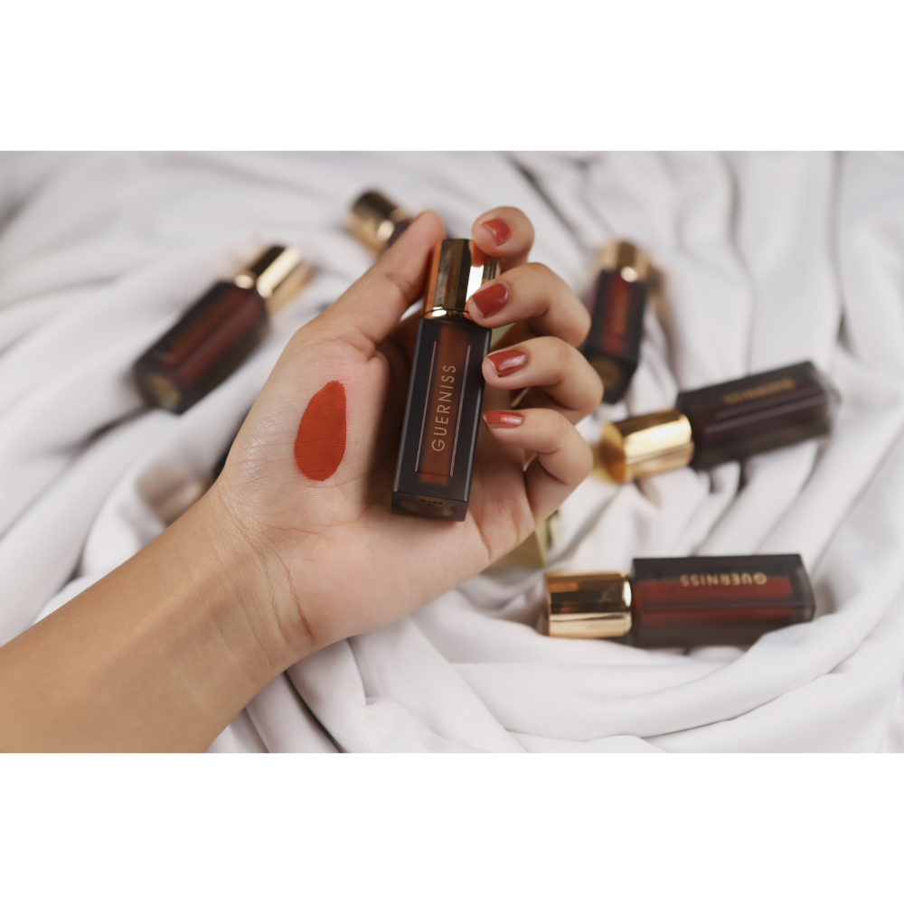 Guerniss Lip Glaze Delicate and Silky (G/S)