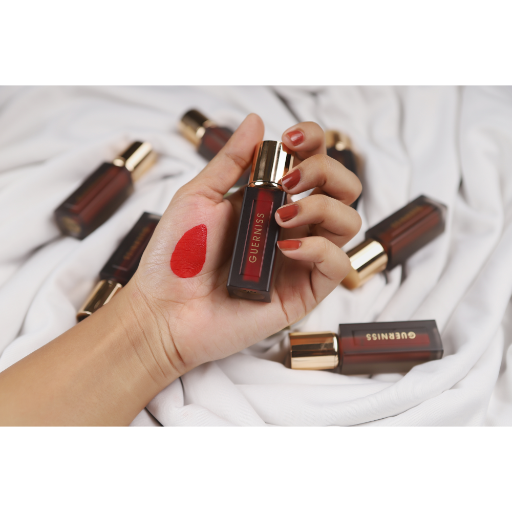 Guerniss Lip Glaze Delicate and Silky (G/S)