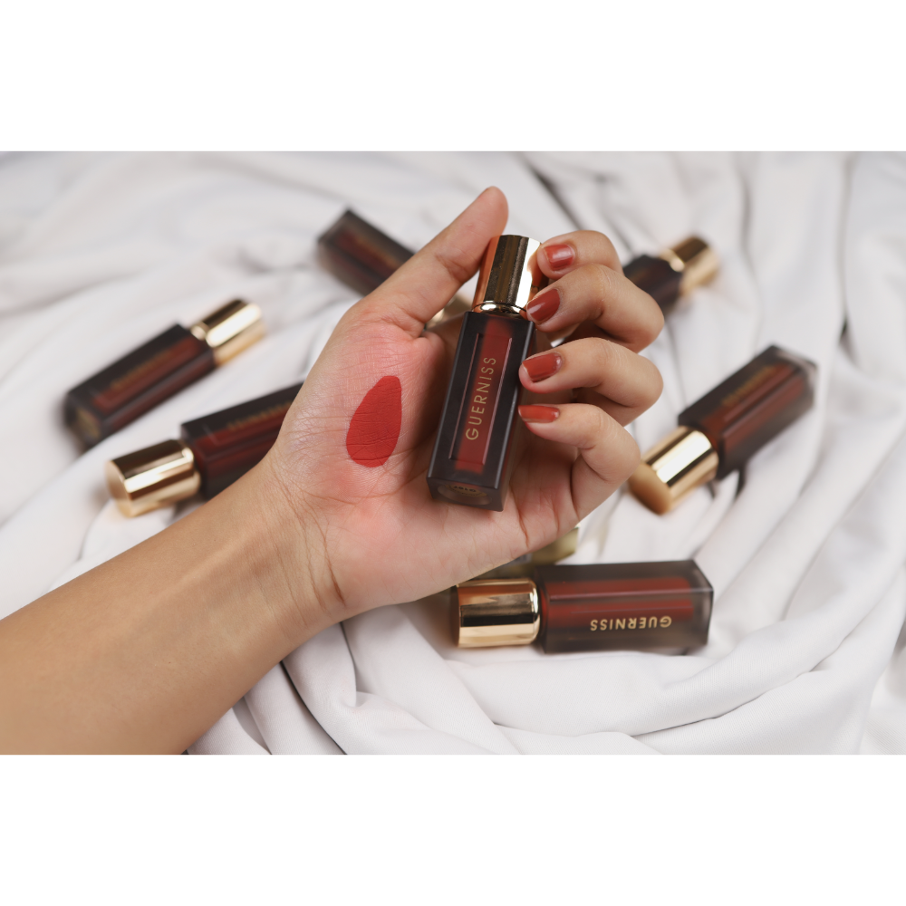 Guerniss Lip Glaze Delicate and Silky (G/S)