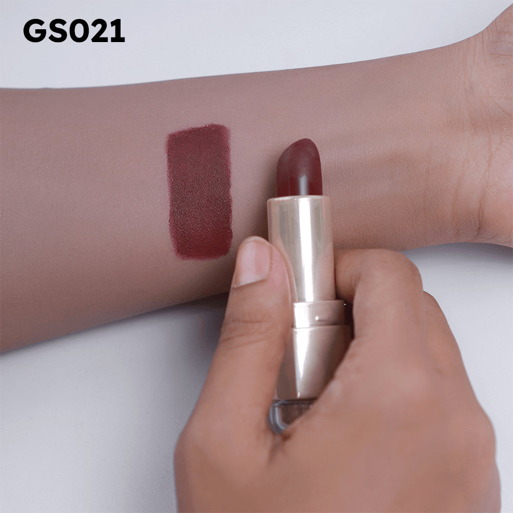 Guerniss Rouge Allure Velvet Matte Lipstick (BUY 1 GET 1)