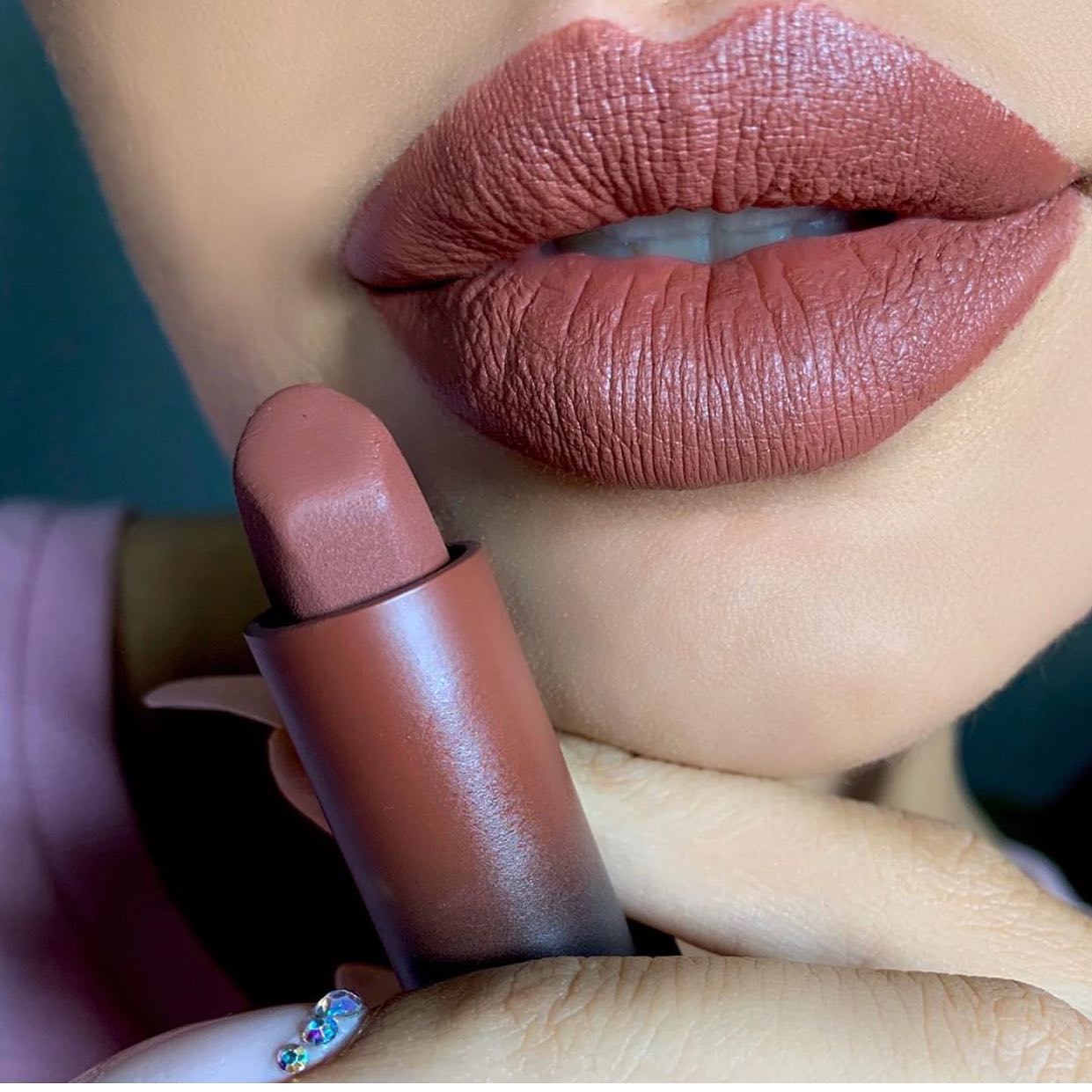 Huda Beauty Power Bullet Matte Lipstick
