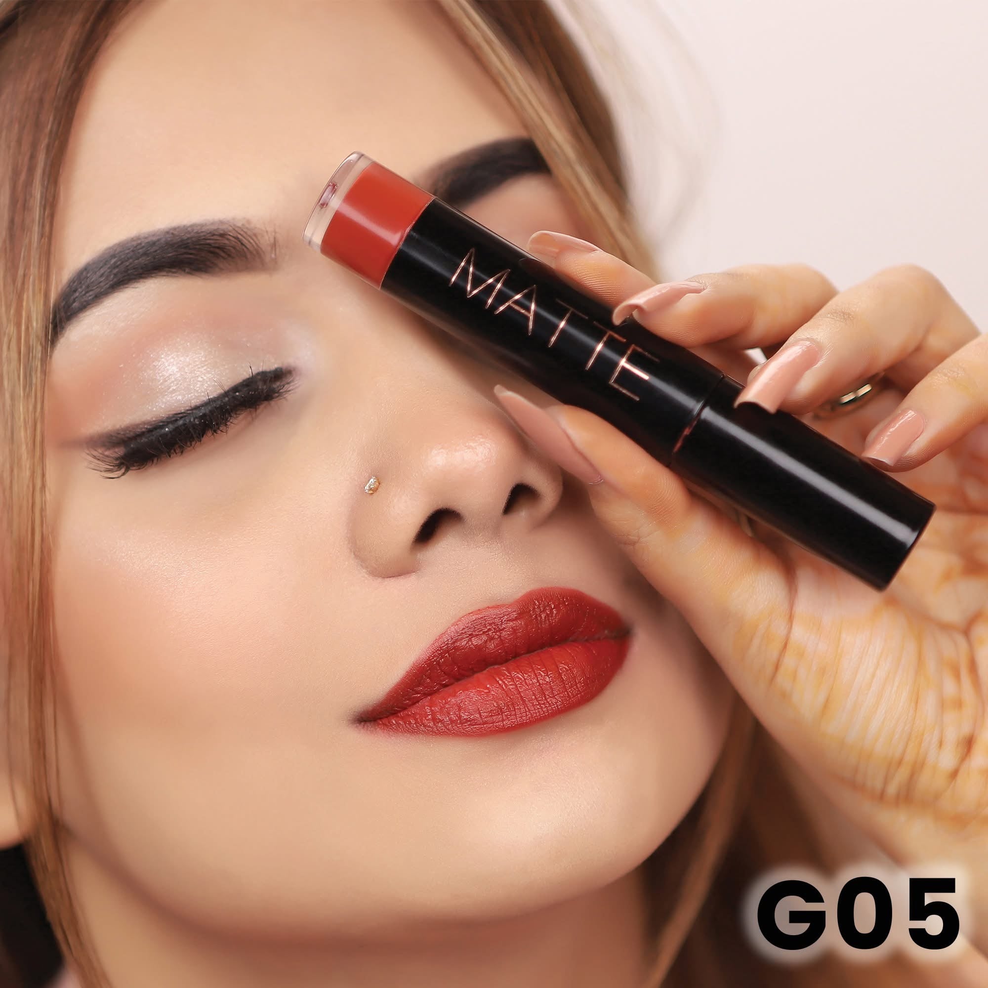 Guerniss Persistent Liquid Matte Lipstick (BUY 1 GET 1)