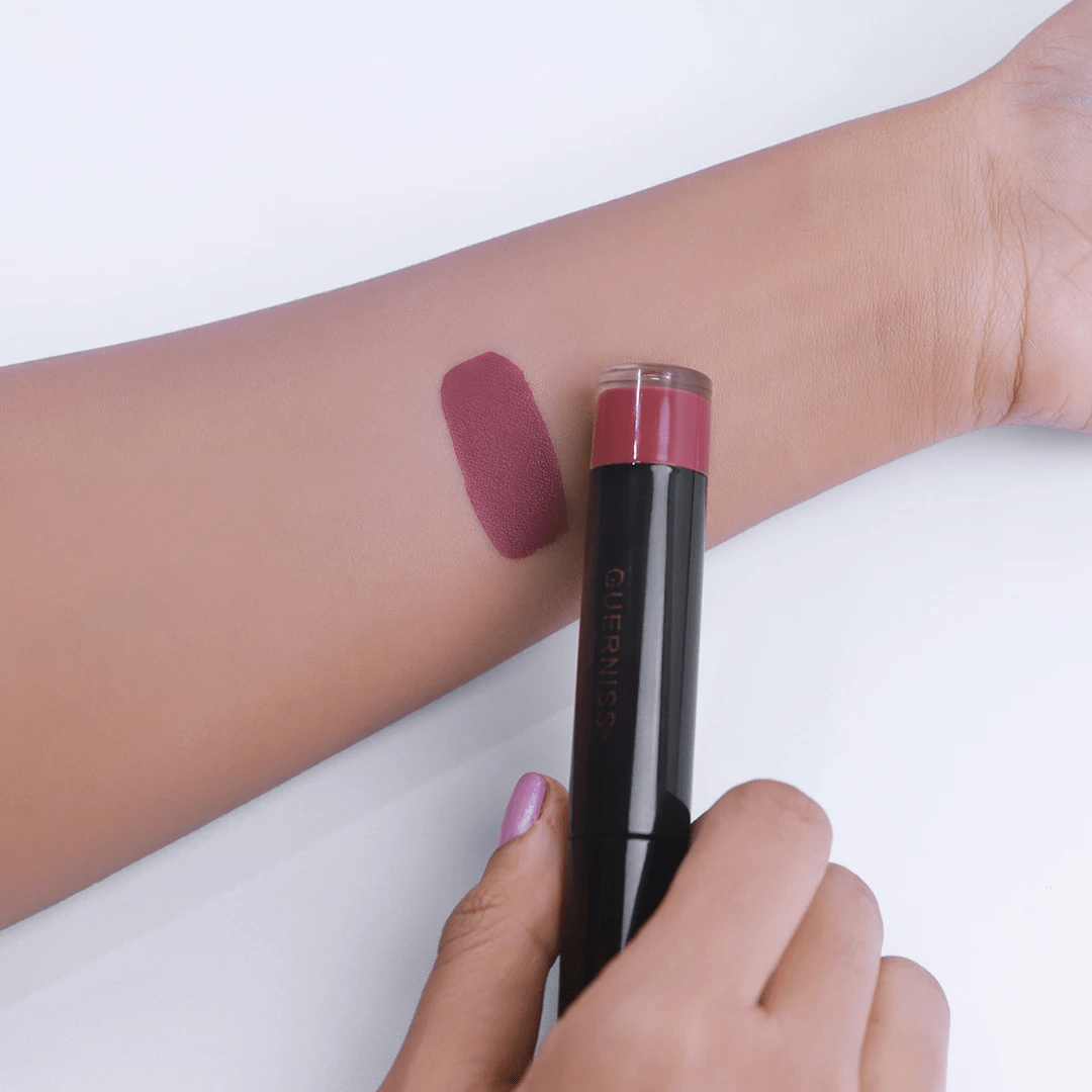 Guerniss Persistent Liquid Matte Lipstick