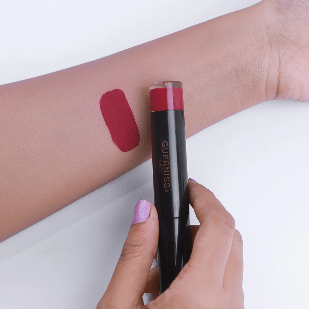 Guerniss Persistent Liquid Matte Lipstick