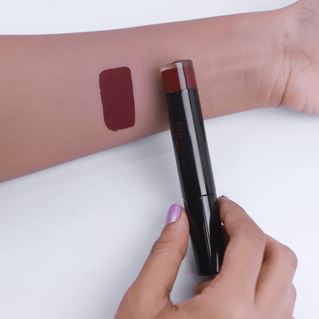 Guerniss Persistent Liquid Matte Lipstick