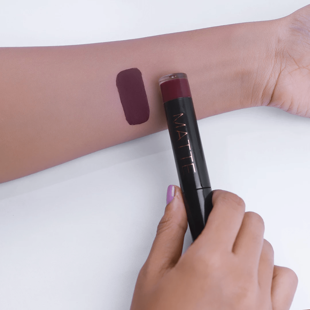Guerniss Persistent Liquid Matte Lipstick