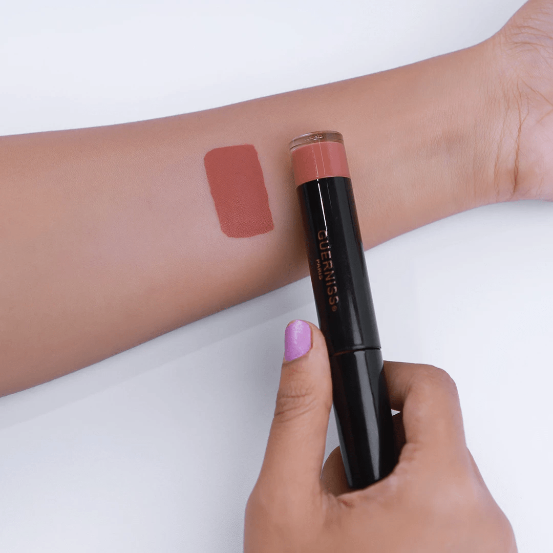 Guerniss Persistent Liquid Matte Lipstick