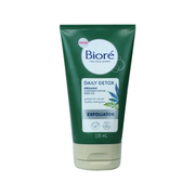 Biore Daily Detox Exfoliator Face Scrub 125ml